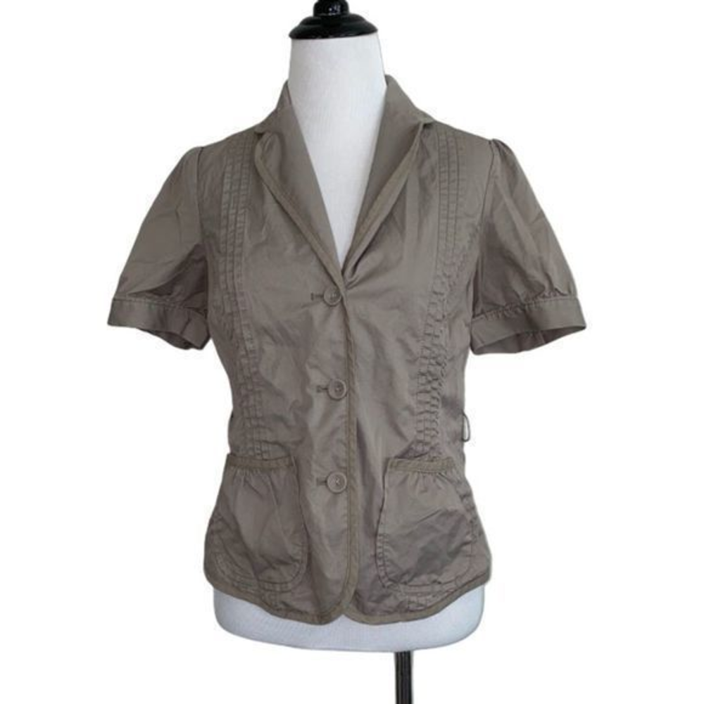 Banana‎ republic women’s short sleeved buttoned blazer size 2